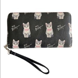 BETSEY JOHNSON | ZIP WRISTLET CAT WALLET|  8”x5”